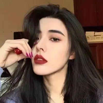 罗西与莫妮卡之骊靬情